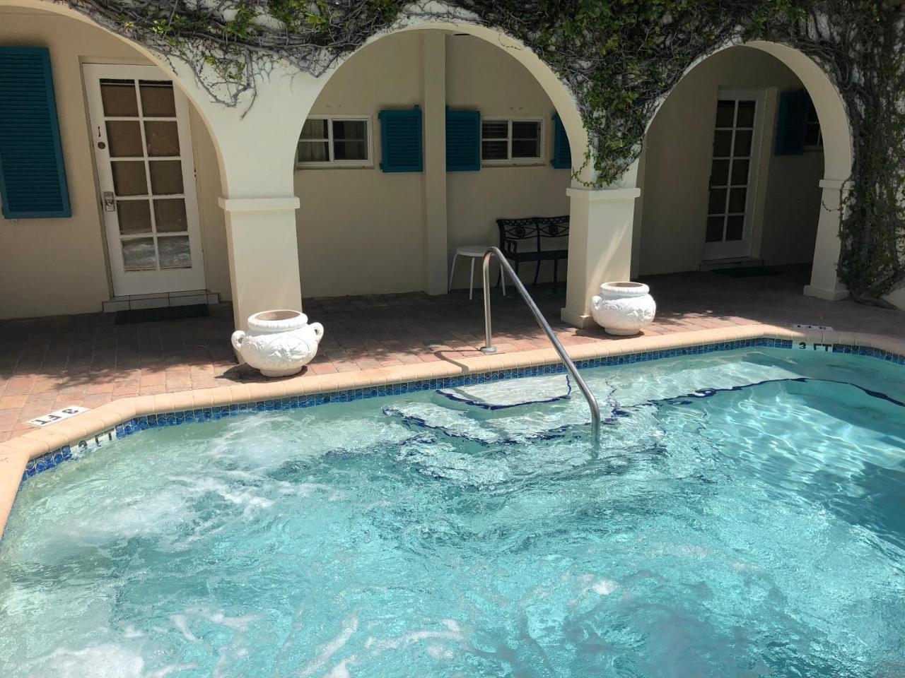 Courtyard Villa Hotel Lauderdale-by-the-Sea Buitenkant foto
