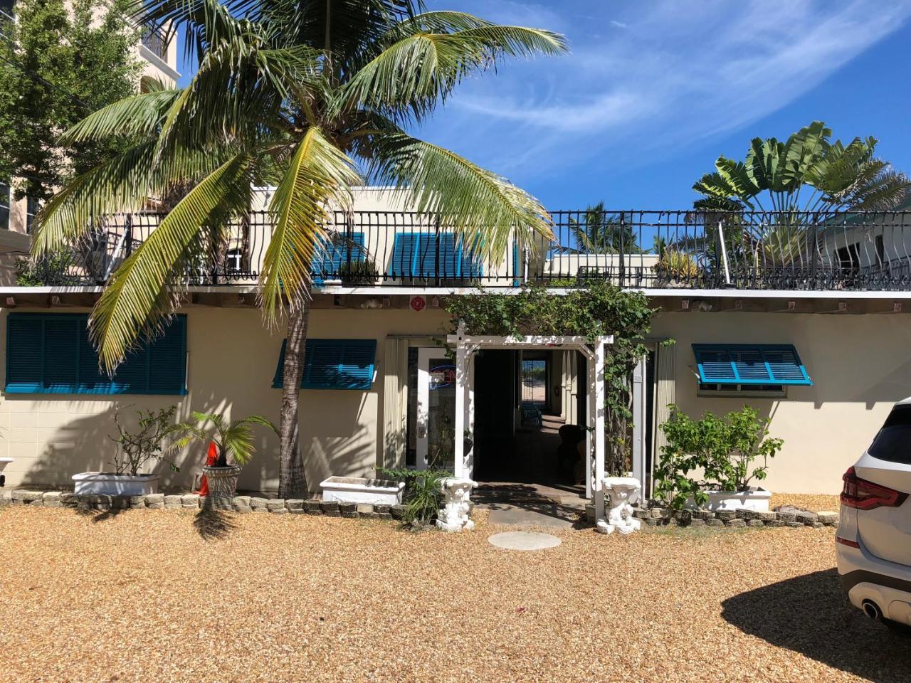 Courtyard Villa Hotel Lauderdale-by-the-Sea Buitenkant foto