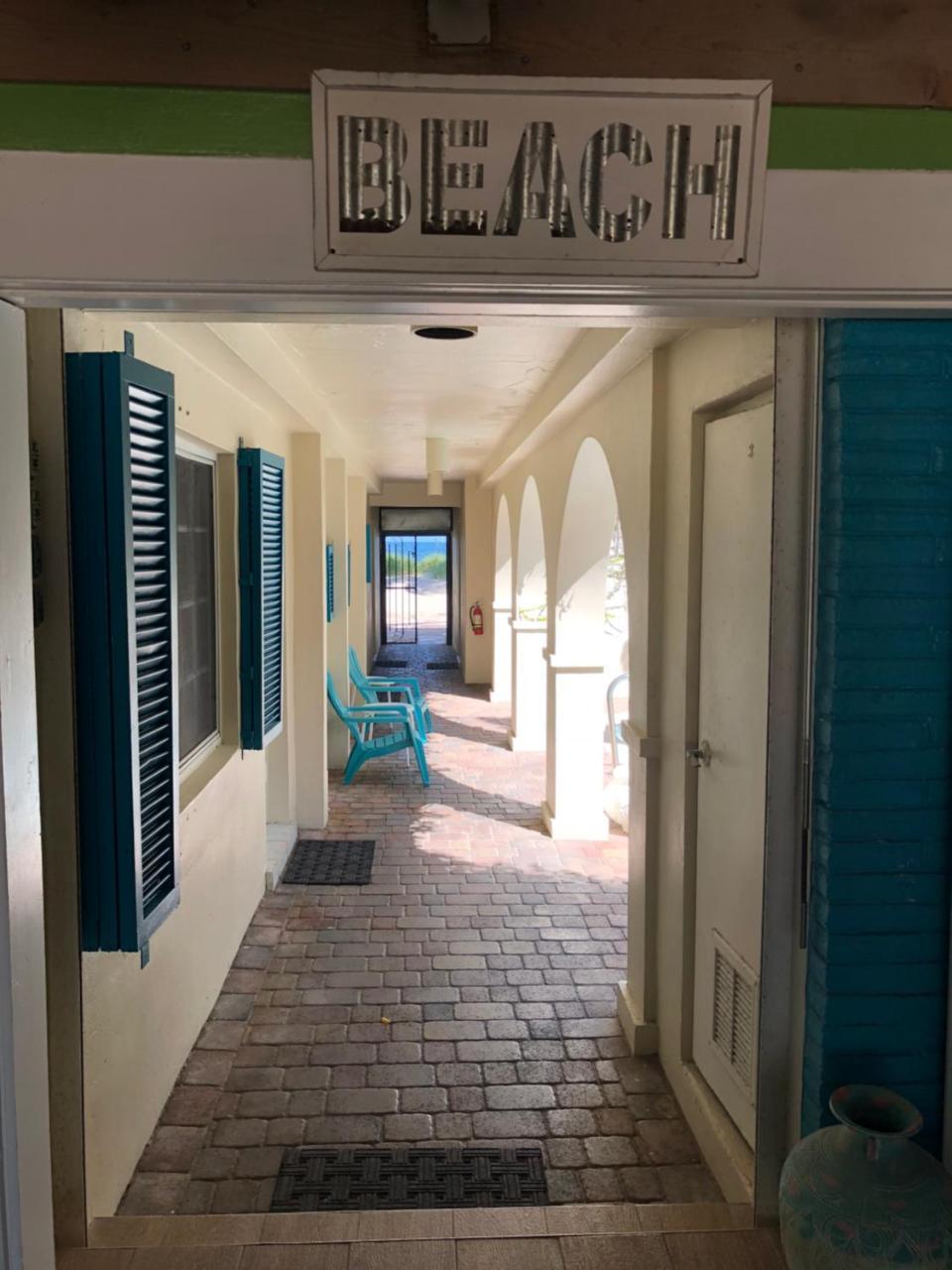Courtyard Villa Hotel Lauderdale-by-the-Sea Buitenkant foto