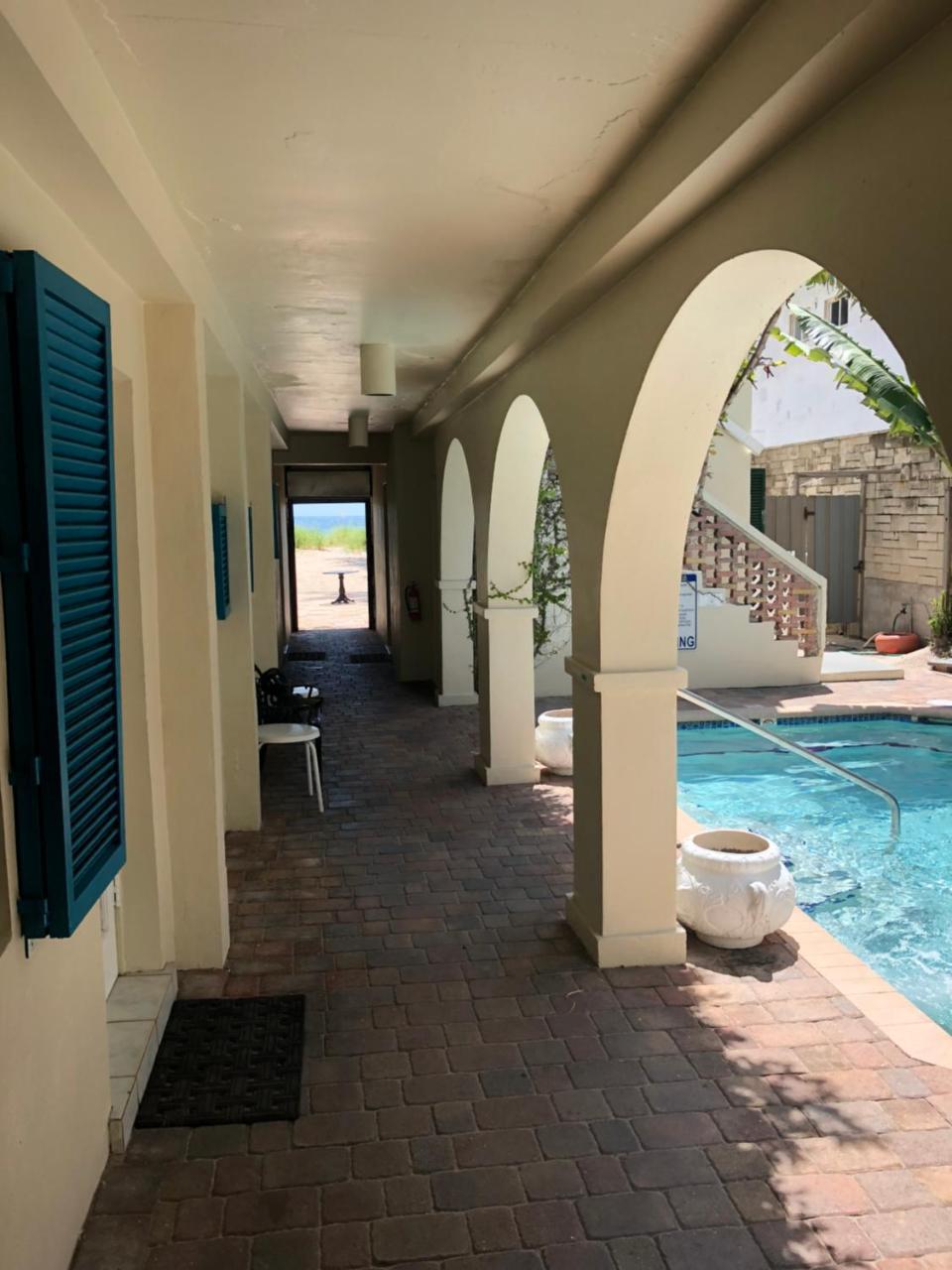 Courtyard Villa Hotel Lauderdale-by-the-Sea Buitenkant foto