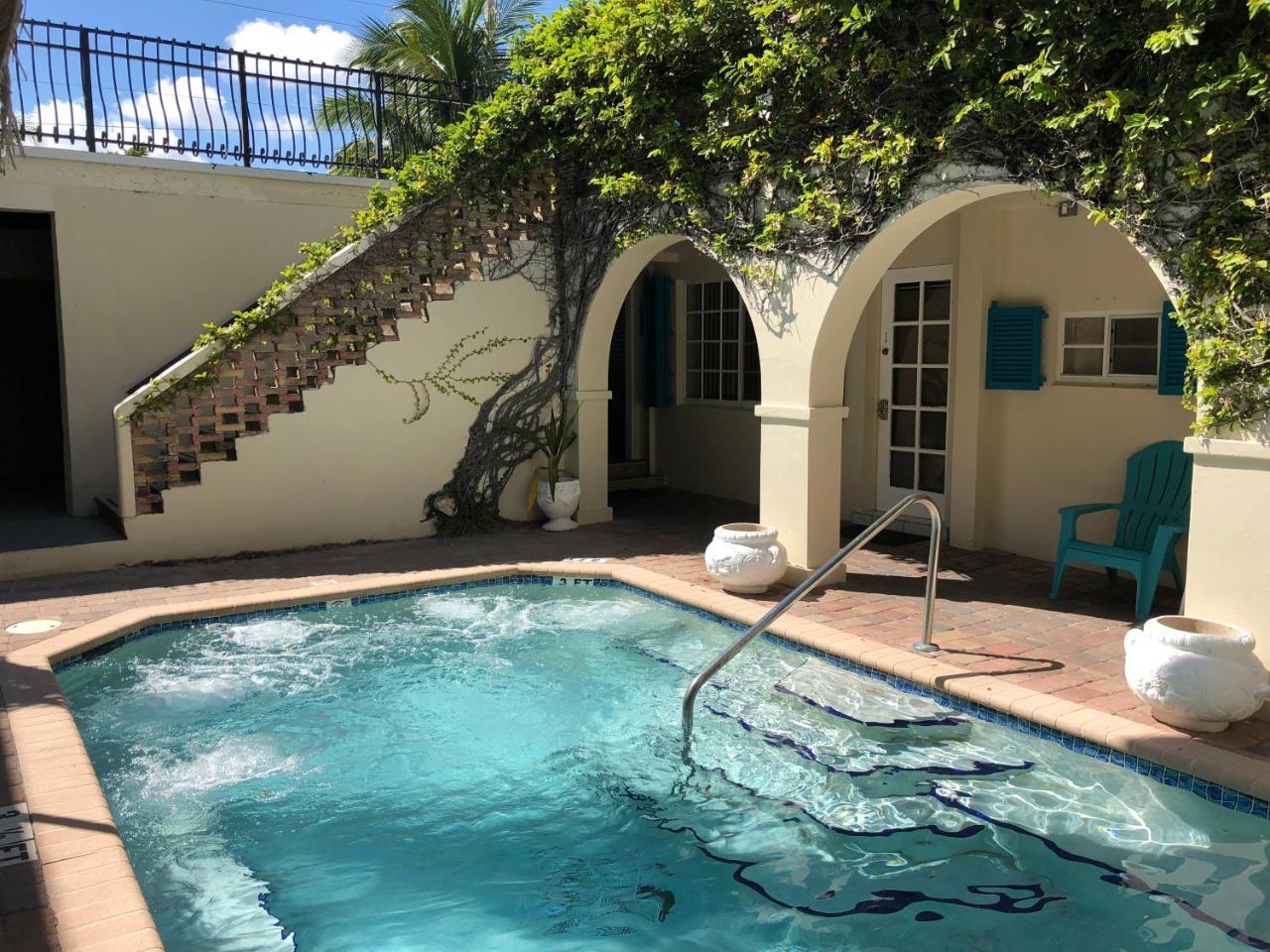 Courtyard Villa Hotel Lauderdale-by-the-Sea Buitenkant foto